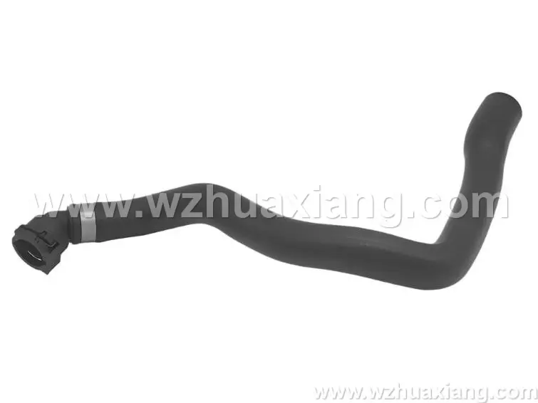 冷却液水管
Coolant  hose