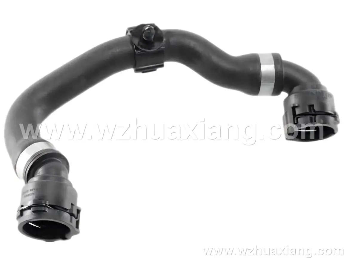 冷却液软管
Coolant  hose