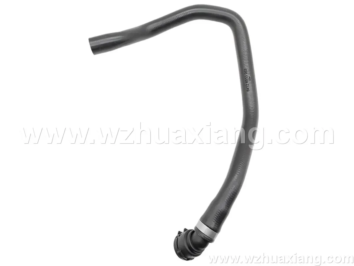 冷却液软管
Coolant  hose