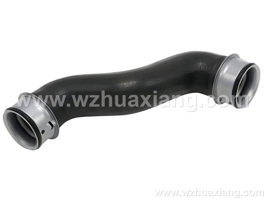 冷却液软管
Coolant  hose