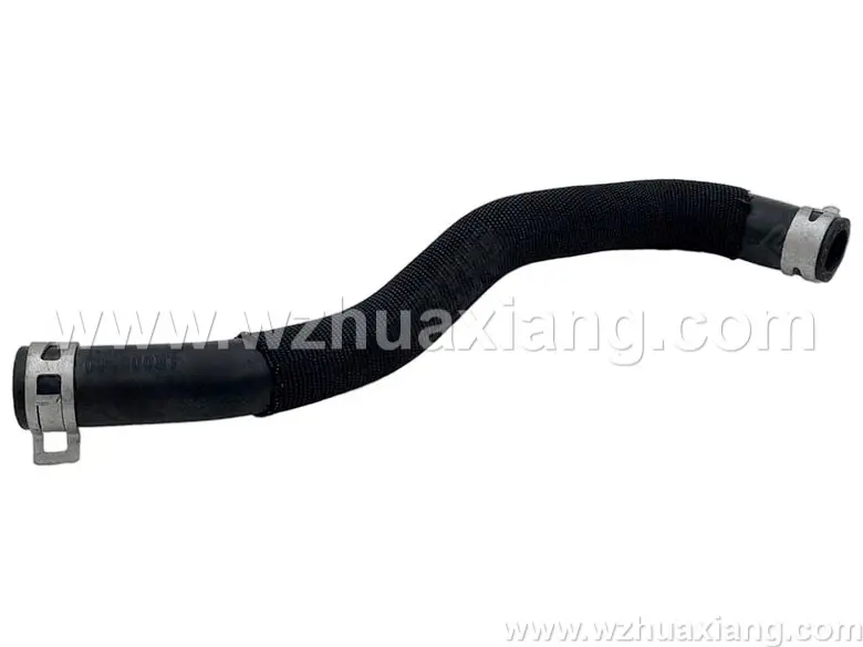 油冷却器回油管接头
机油格油管                   LR2/RRE