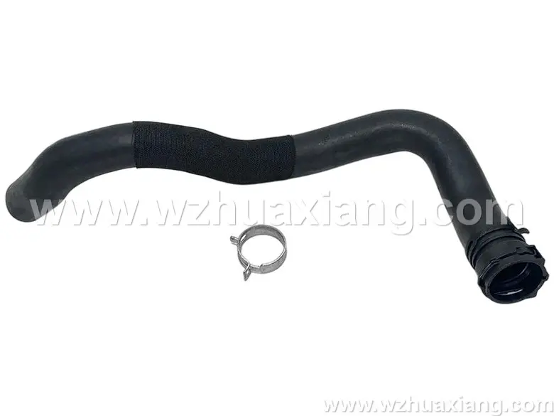 上散热器软管
水箱上水管
water  pipe                    RS10