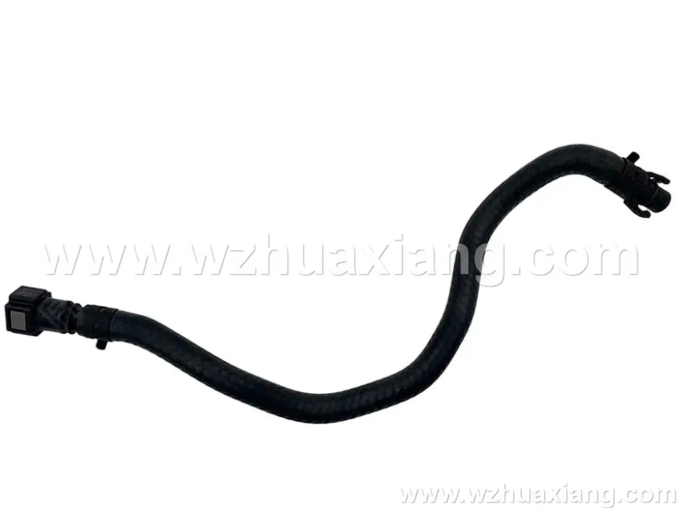 储液器软管
节气门除气管 
Throttle  bleed line                   RR13/RS14