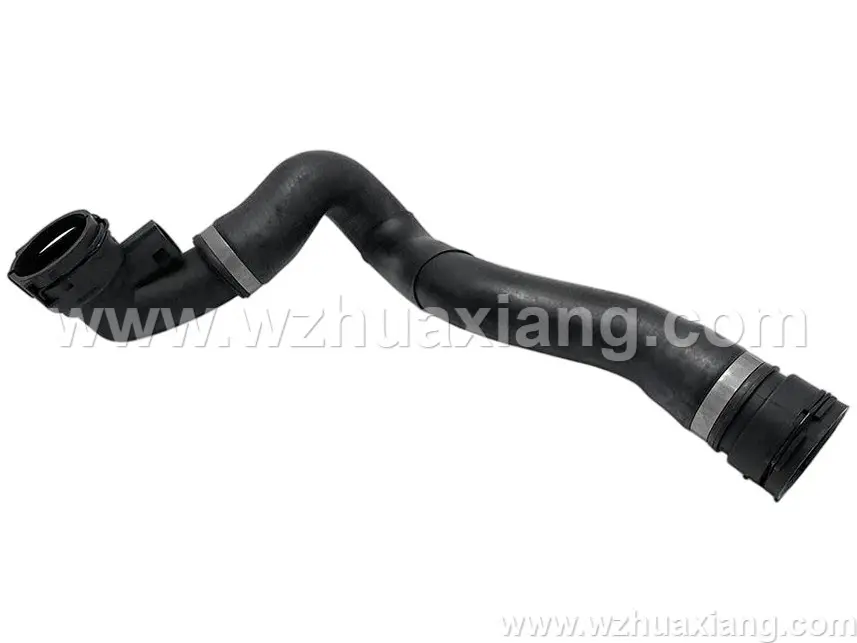 散热器冷却液软管
水管 
water  pipe                    LR3/LR4 4.0